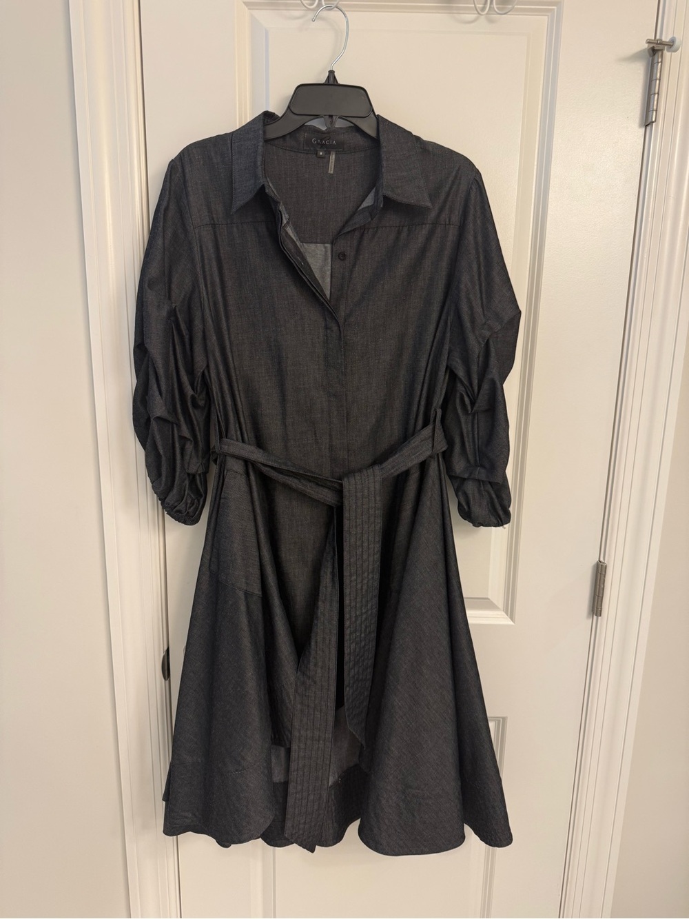 Gracia Black Midi Shirt Dress with Belt
